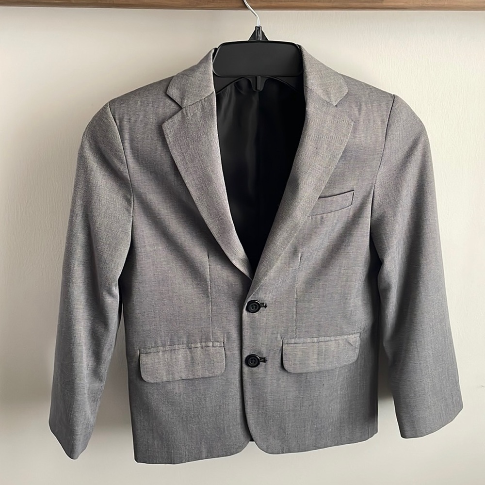 Van Heusen boys size 8 suit jacket